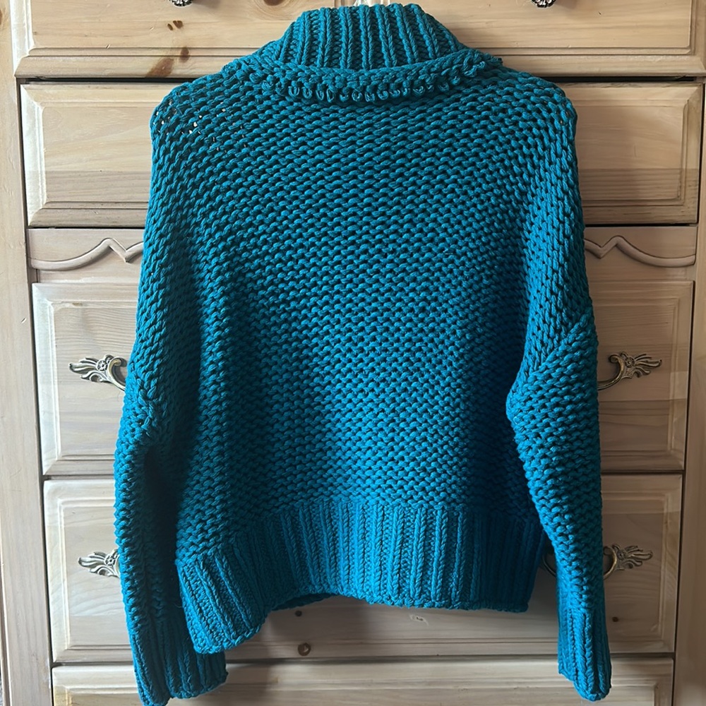 🎉 Free People | Turquoise Chunky Knit Cropped Half Turtleneck Sweater Size S/P - Picture 2 of 7